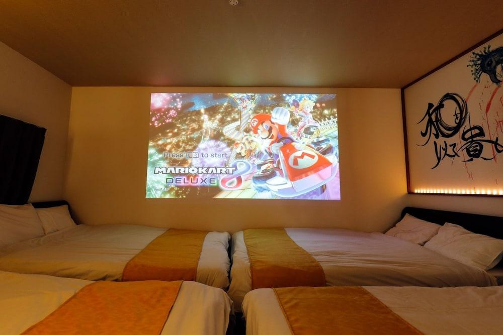 كولور نيبونباشي كورومون غرفة