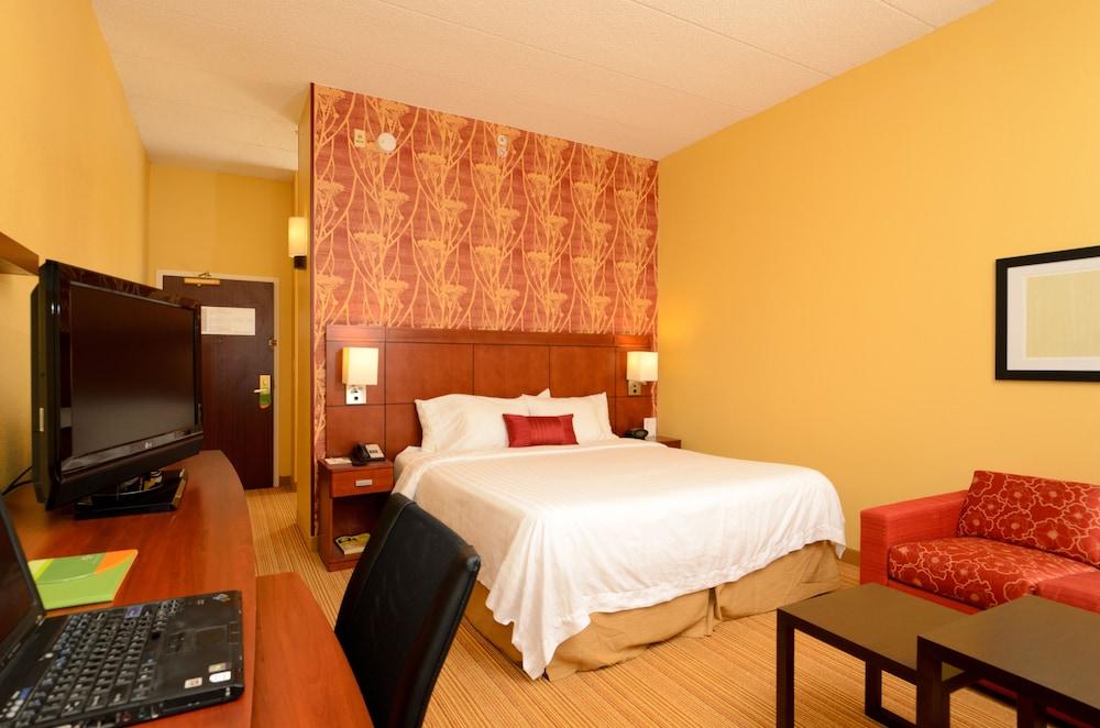 Courtyard by Marriott Frederick Room