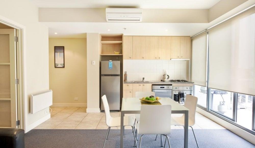 ذا ووترفرونت أبارتمنتس، جيلونج غرفة