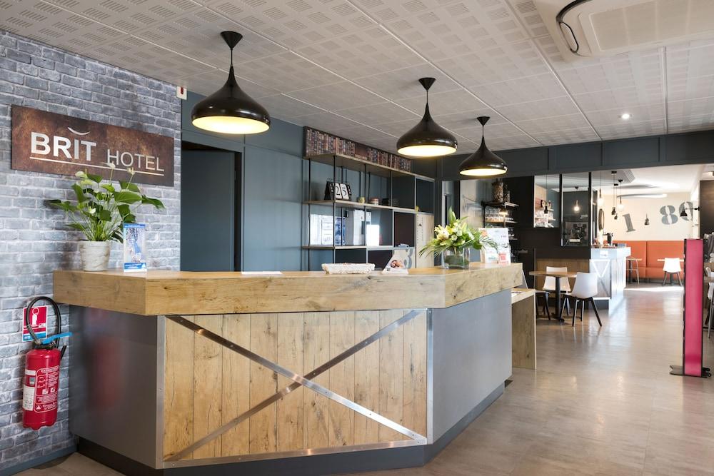 بريت هوتل لا روشيل بيريني منطقة الاستقبال