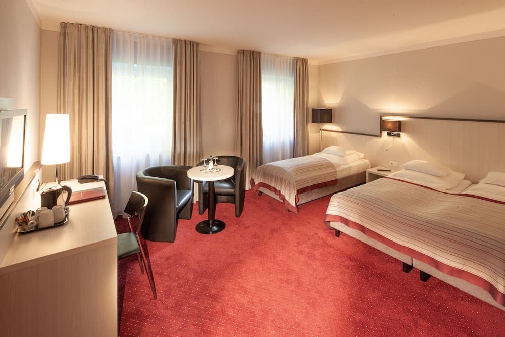 Bergers Airporthotel Memmingen Room