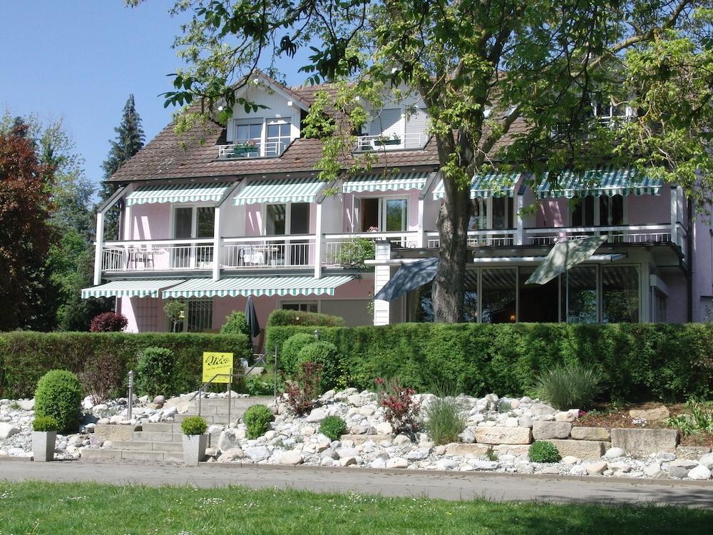 هوتل أيريس أم زي