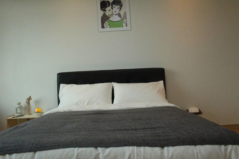Incheon Airport Pitapat Residence Room