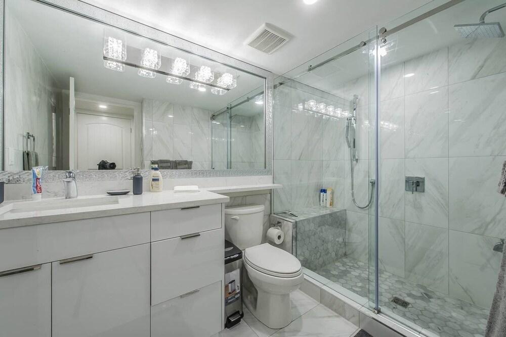 برايفت لاكزوريوس سويت فور بيتش جيتاواي حمام