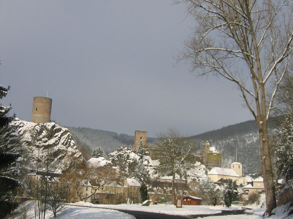 جورميت آند ريلاكس هوتل دي لا شور المنطقة الخارجية