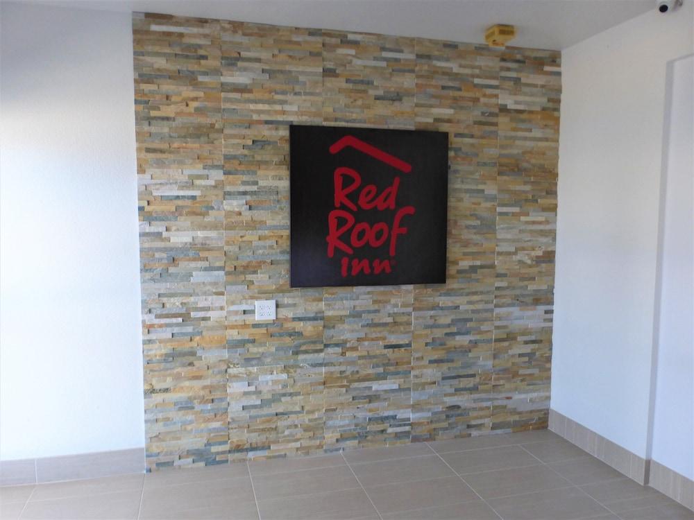 رد روف إن هيوستن - جيرسي فيليدج الردهة