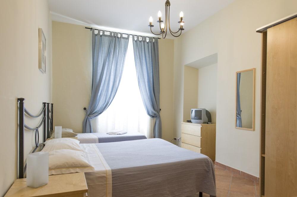 Residenza Principe di Piemonte Room