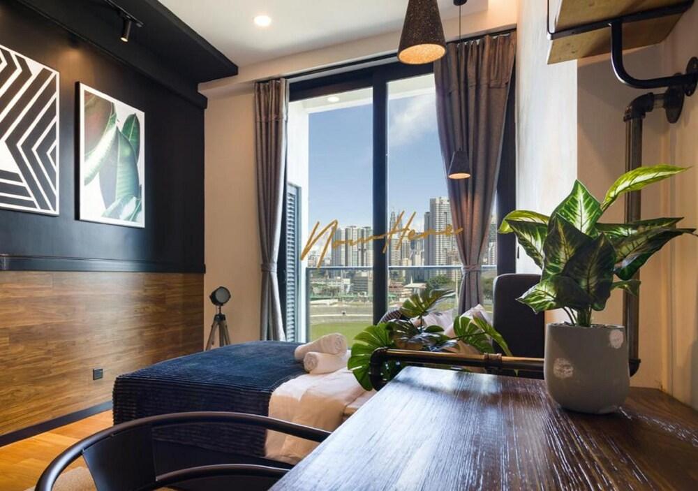 أوبوس بوتيك سويتس باي ناو هير غرفة