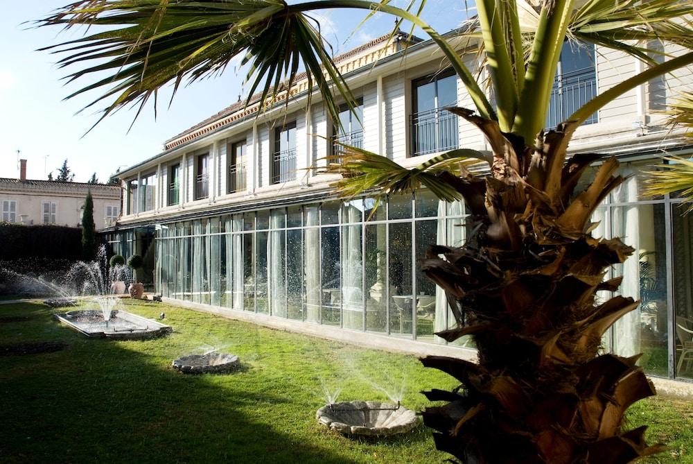 La Maison Navarre