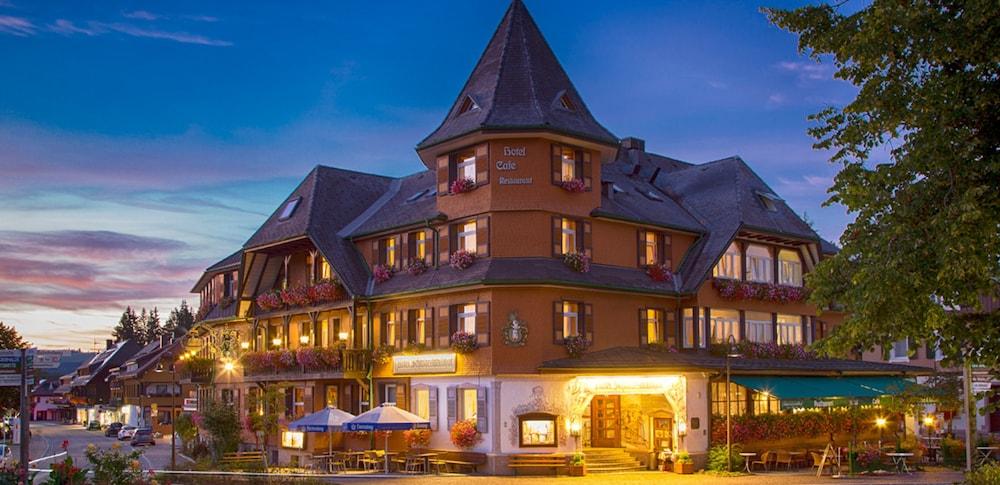 هوتل شفارتسفالدهوف جوتسفايلر