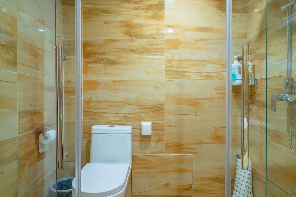 سكاي ليني سيفيو هوليداي إن دالي حمام