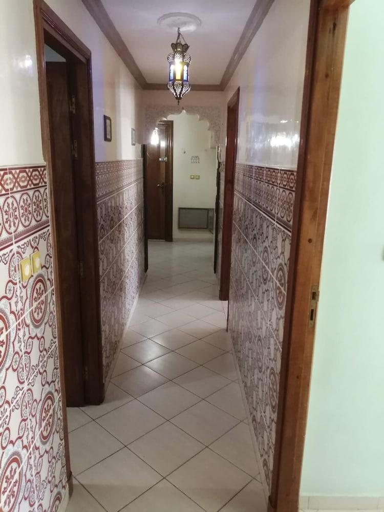 شقة مفروشة جيدا في وسط المدينة داخلي