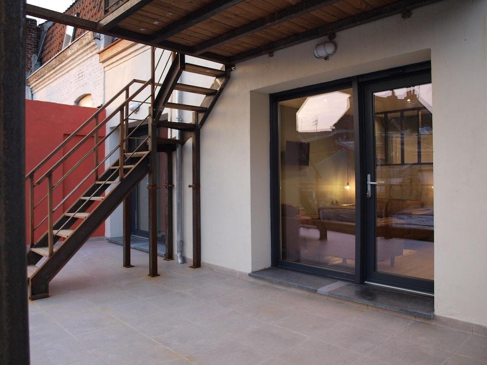 نوي أون فيل - رو بومبيدو المنطقة الخارجية