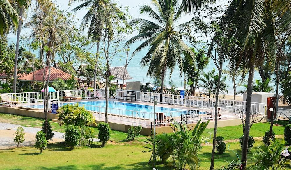 Pranmanee Beach Resort