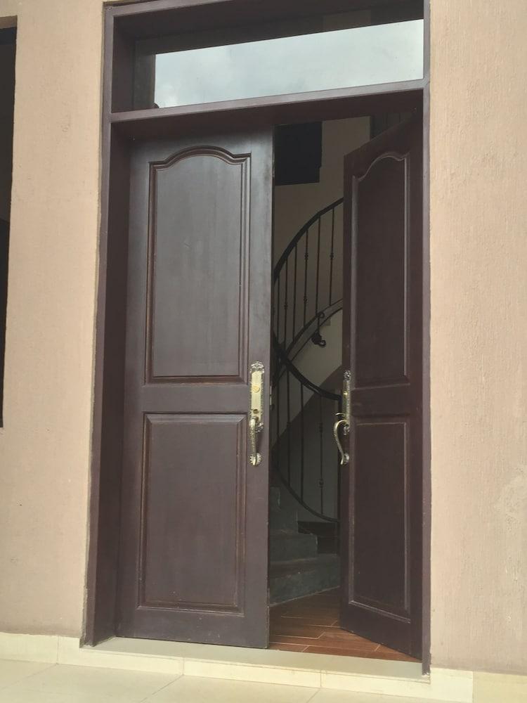 ذا هايف إنتيبي جيست هاوس الفندق من الداخل