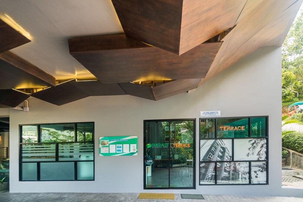 Emerald Terrace by Lofty Exterior