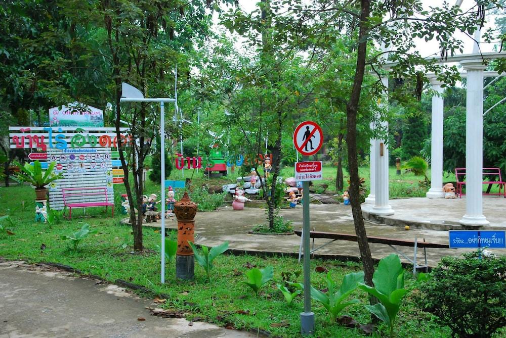 Baanraiingdoi Property Grounds