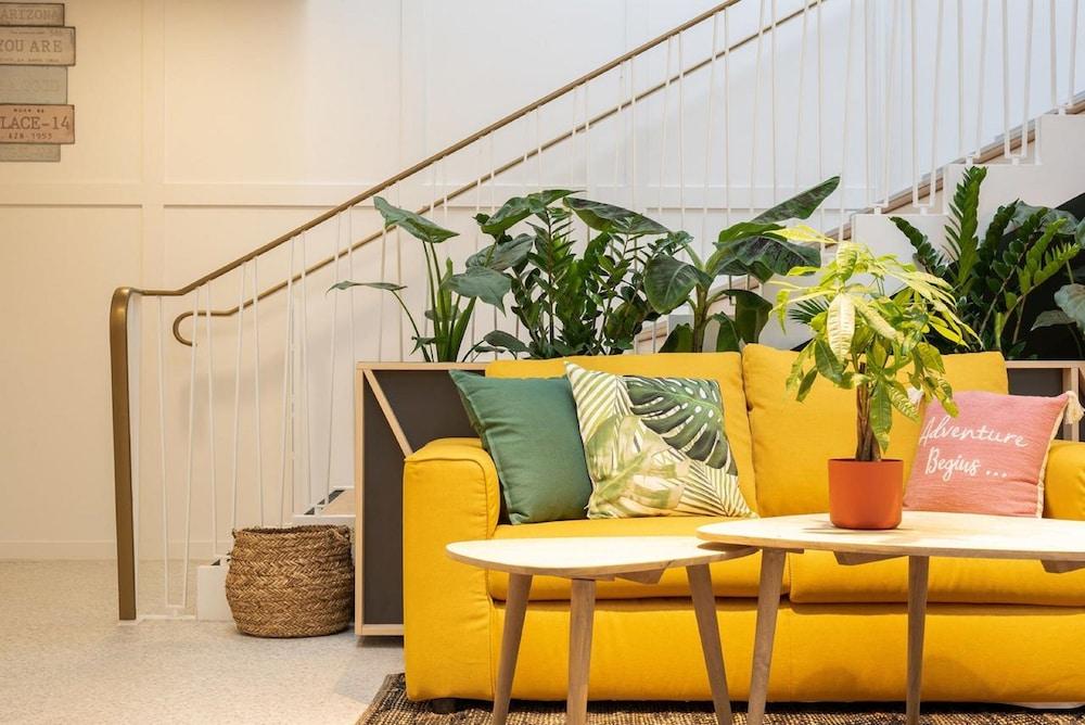 ستيودنت فاكتوري ستراسبورغ إيتوال الردهة