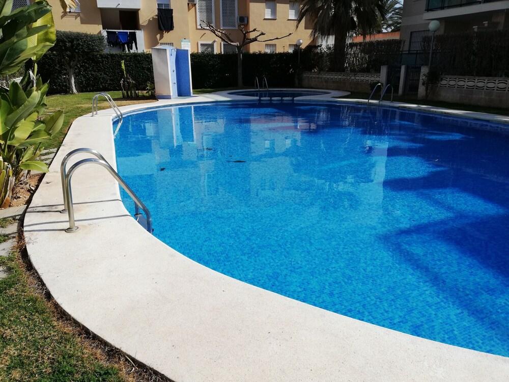 Riumar Bl. B Esc. 1 1º pta C Waterslide