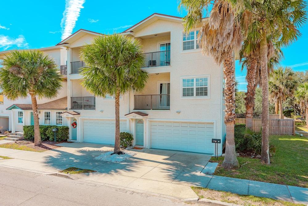 بيتش سيرينيتي 1 - برايفت كوندو ويذ أوشن فيوز