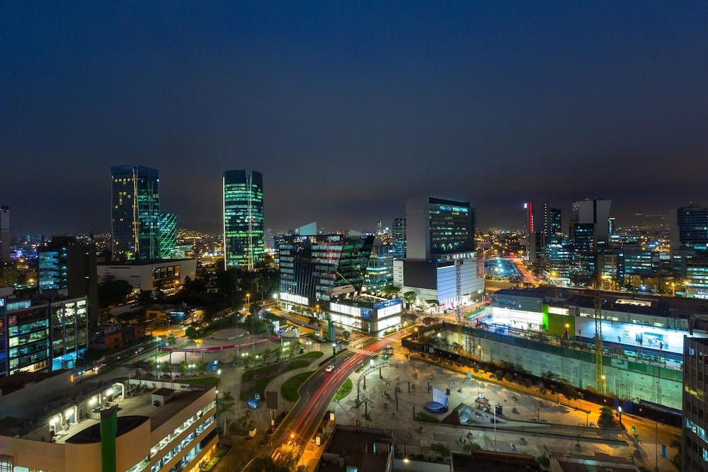 هوليداي إن إكسبرس لايما سان إيزيدر بي باي آيتش جي المنطقة الخارجية