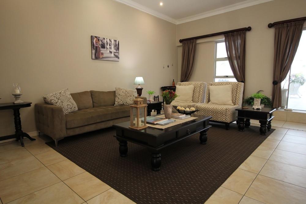 هاوس أون أولوف بالم منطقة الجلوس في الردهة