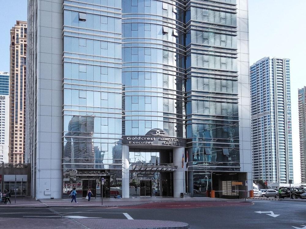 Warm & Striking Studio Apartment in the Heart of Jlt! Exterior