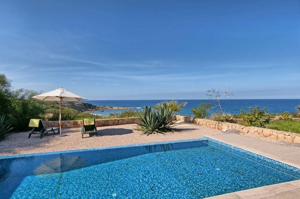 فيلا سويت ووتر باي باي آمي فيلاز حمام سباحة مكشوف