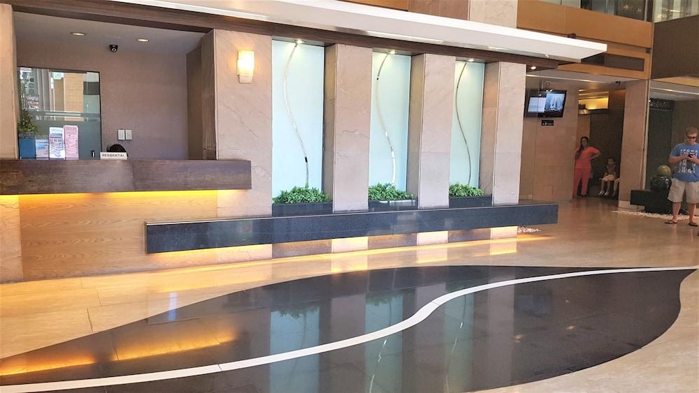 كوزي باد إن هارت أوف ماكاتي هي سبيد واي فاي منطقة الاستقبال