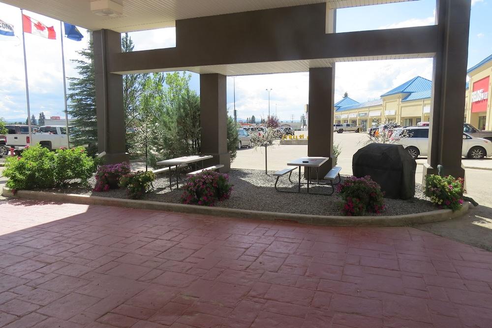 روكي إن إكسبرس المنطقة الخارجية