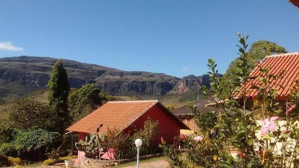 بوزادا شاليز باهيجا دا لوا الصورة الأساسية