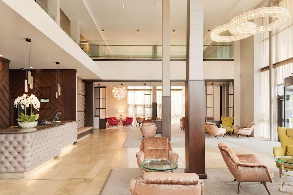 راديسون بلو هوتل، ليتيركيني الردهة