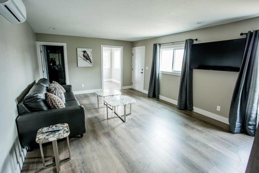 رايفن سويت آت ريليك هاوس. واينري آند ألباكا فارم