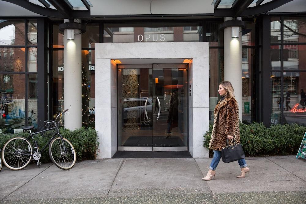 أوبس هوتل فانكوفر