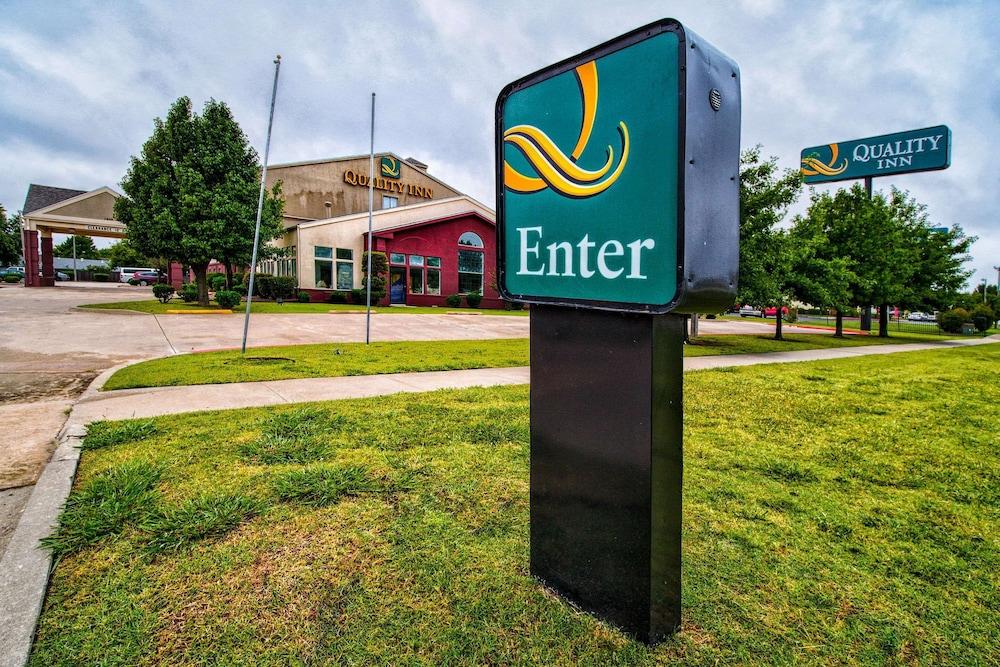 كواليتي إن مور - أوكلاهوما سيتي