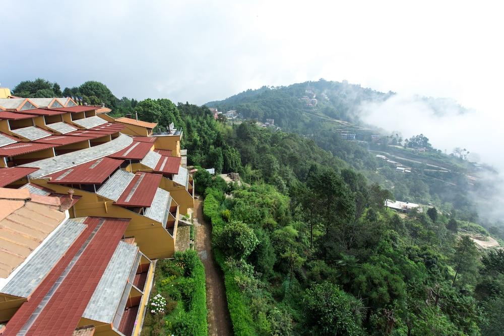 كلوب هيمالايا، باي أيه سي إي هوتلز منظر من الجو