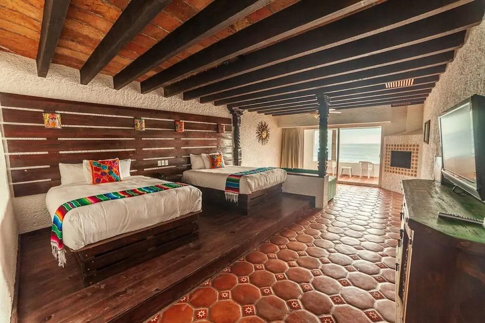 لاس روكاس ريزورت آند سبا