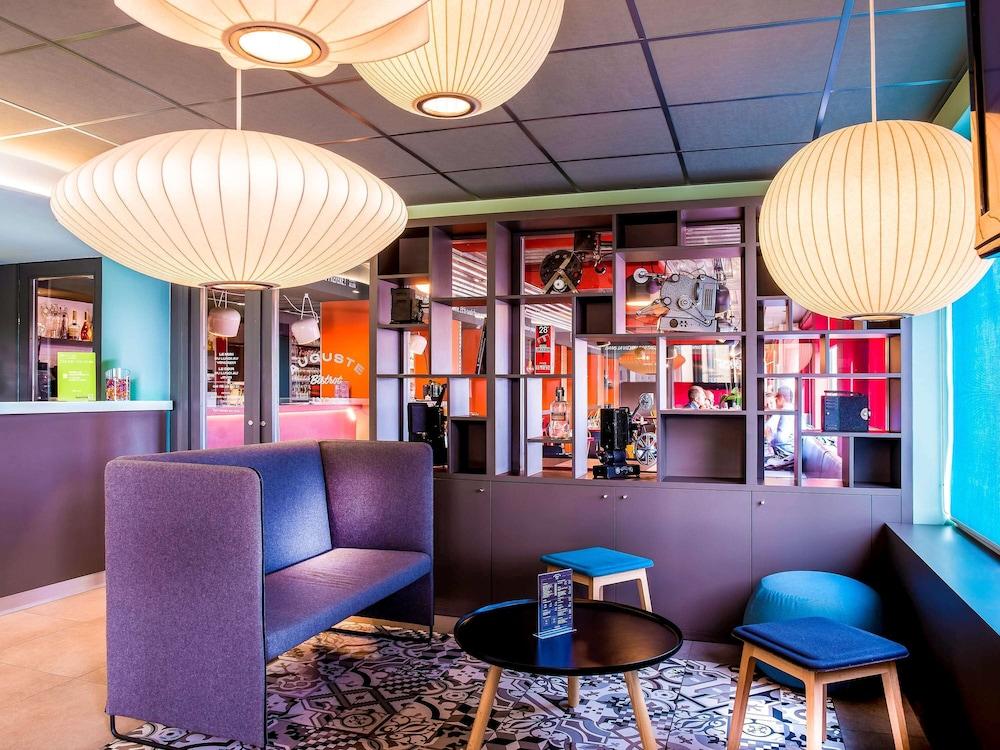 ibis Styles Lyon Confluence Exterior