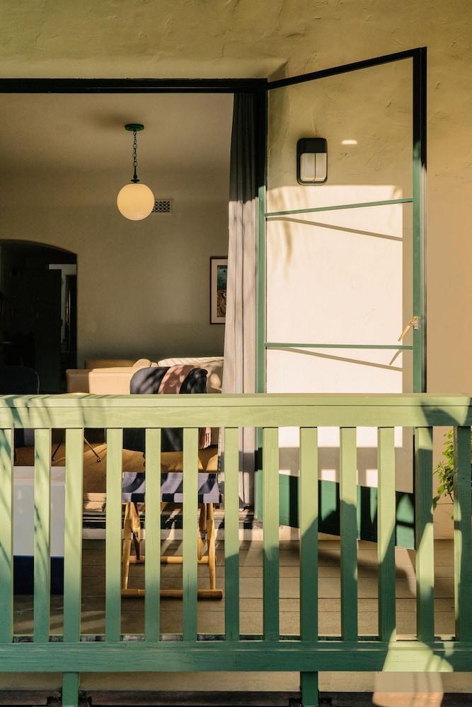 باليهاوس سانتا باربارا المنطقة الخارجية