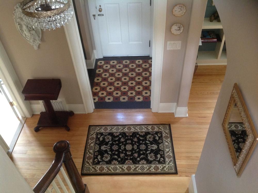 1810 إميرسن هاوس بد آند بريكفاست - للبالغين فقط الردهة