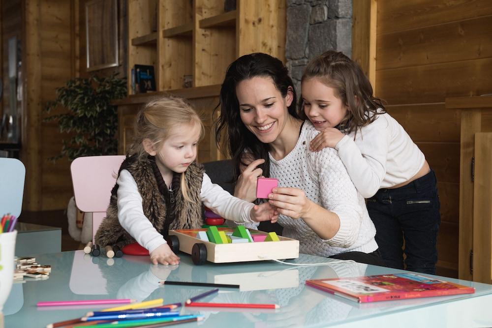 س جي ا لش ريزيدنس بوتيك ليه شالي دو ليانا منطقة الاستقبال