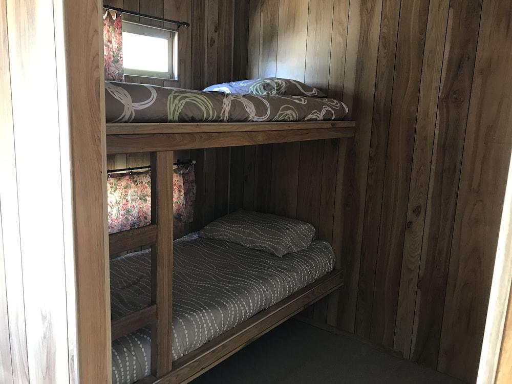 كبائن ووتر هويل بيتش - كارافان بارك غرفة