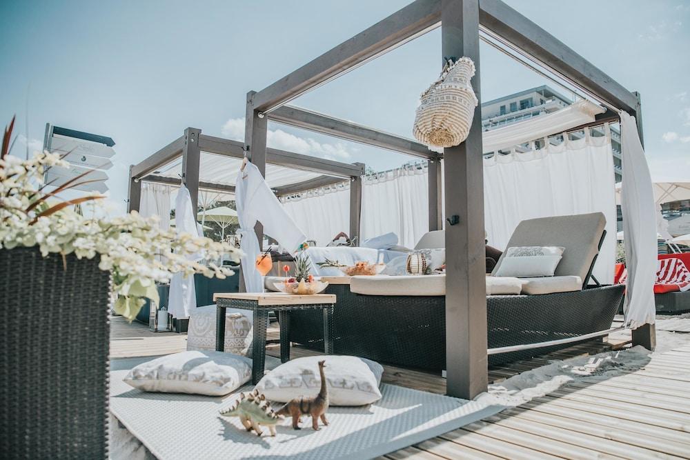 بالتيك بيتش هوتل آند سبا المنطقة الخارجية