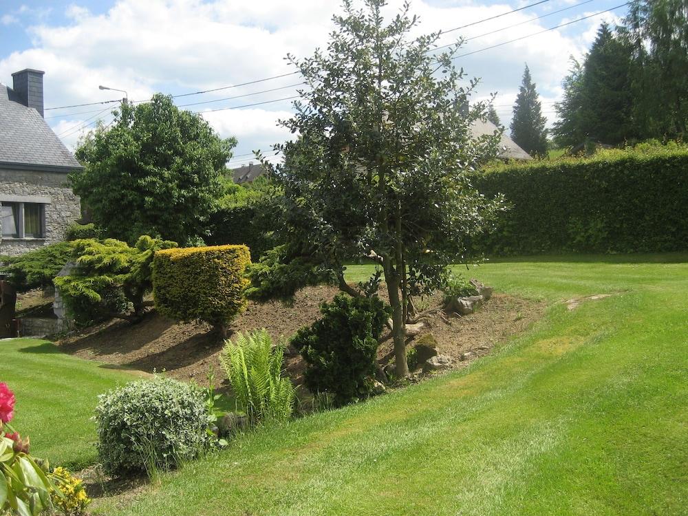 مودرن هوليداي هوم إن مارشي إن- فامين ويذ جاردن المنطقة الخارجية