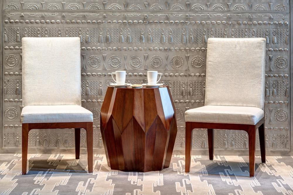 كراون بلازا الدقم فندق تابع لمجموعة فنادق آي إيتش جي المنطقة الخارجية