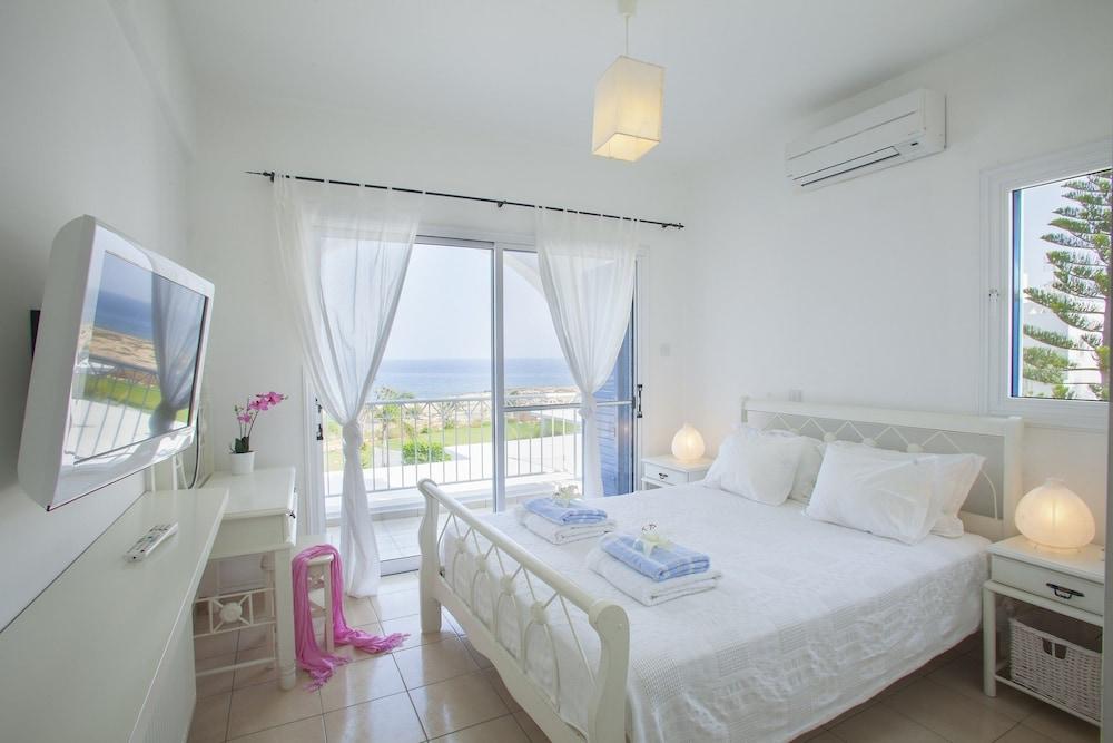 Protaras Seafront Villa Mimosa Room