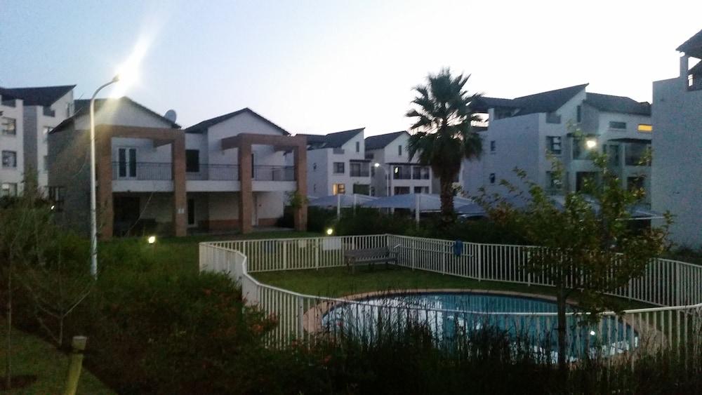 The View Outdoor Pool