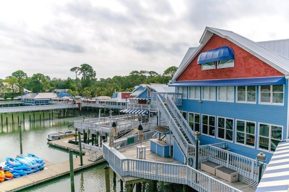 Point of View by Five Star Properties Exterior