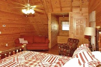 Lamb's Cabin by the Creek - 3 Br Cabin Others