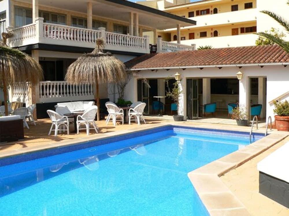 هوتل بوتيك بون ريبوس - للبالغين فقط حمام سباحة مكشوف